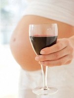 Красное вино опасно для нерожденных детей?
