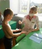 Медицинские осмотры в школе важны для детей 