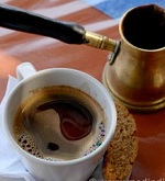Ученые обнаружили, что кофеин можно заменить синим светом!