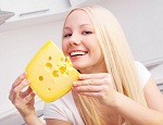 Сыр и молочные продукты могут предотвратить кариес